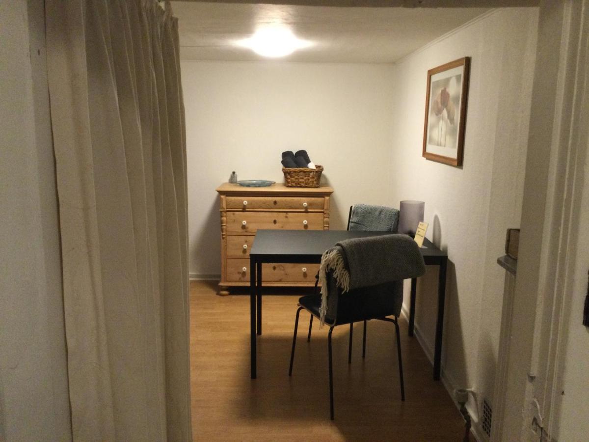 Hos Elsa Apartment เฮียทส์ฮัลส์ ภายนอก รูปภาพ